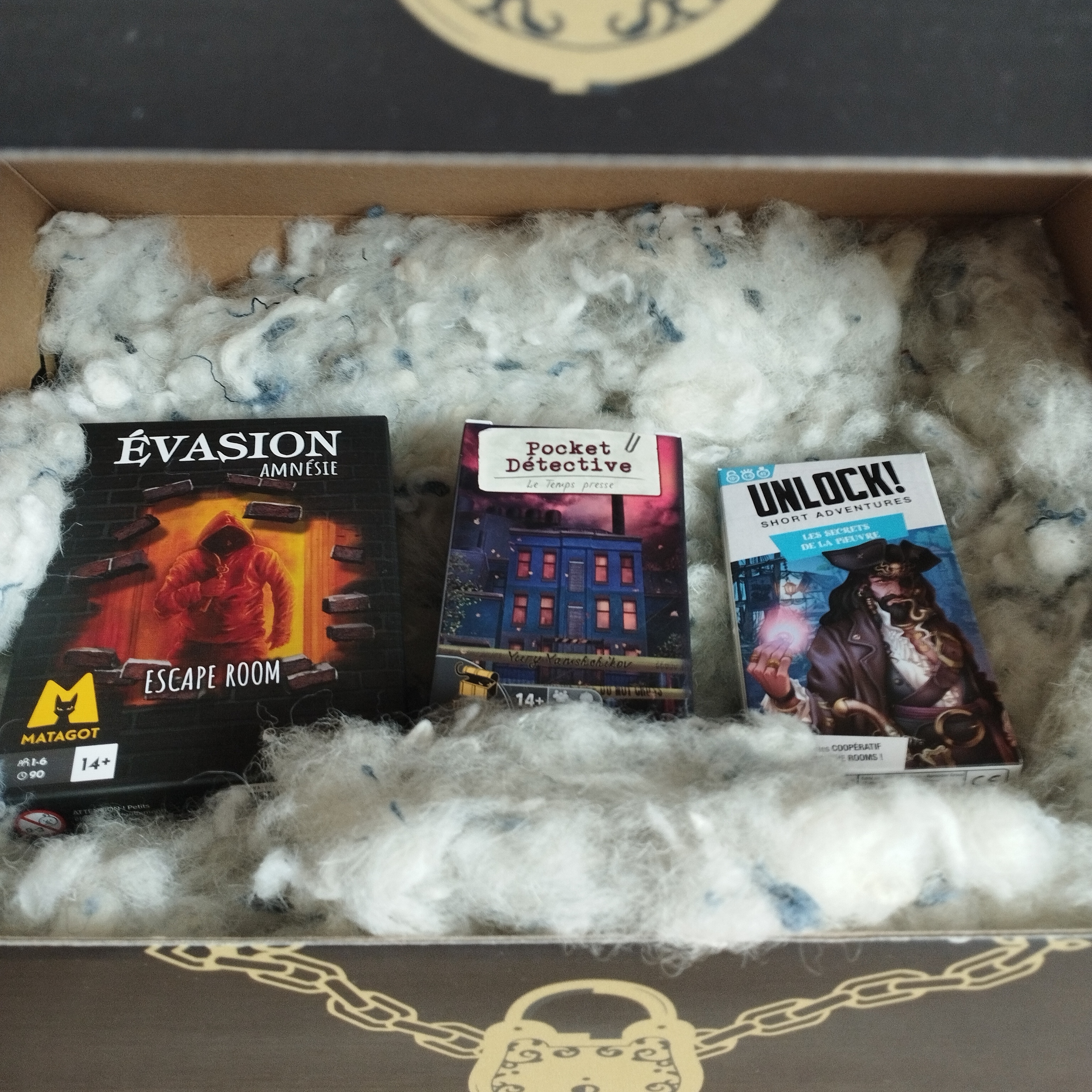 Box jeux de société en location Escape game et enquêtes Box jeux de société en location escape game et enquêtes
